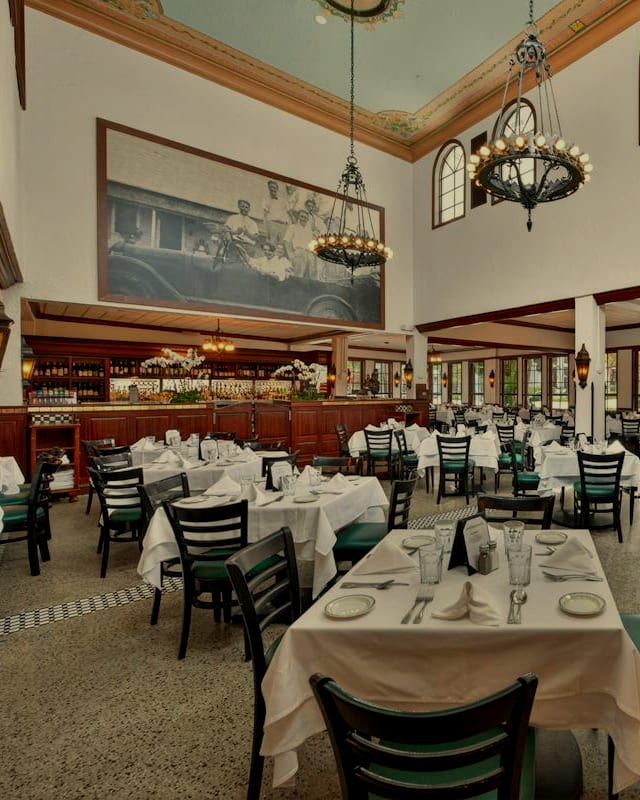 Dining room and bar at Joe's Stone Crab, Miami Beach